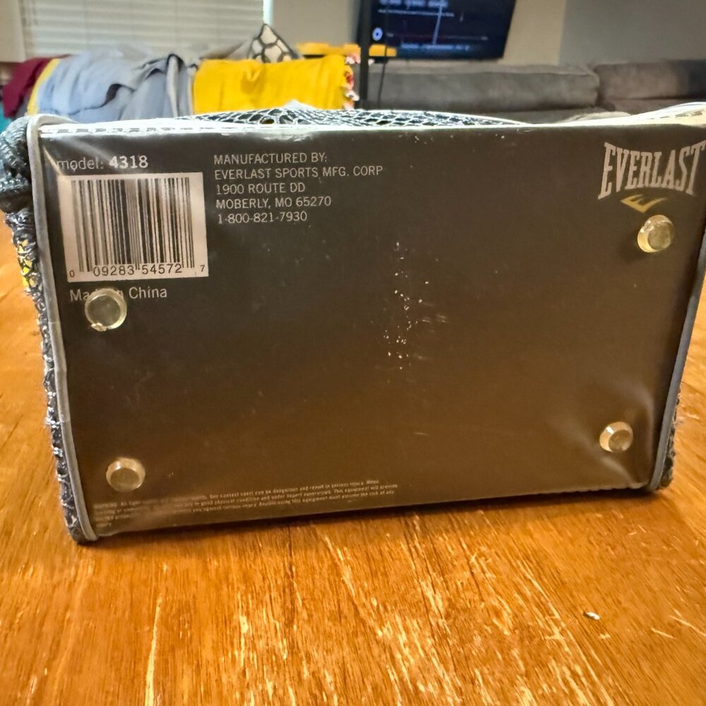 Everlast Core Punch Mitts, One Size – Boxing Training Pads - Picture 10 of 15